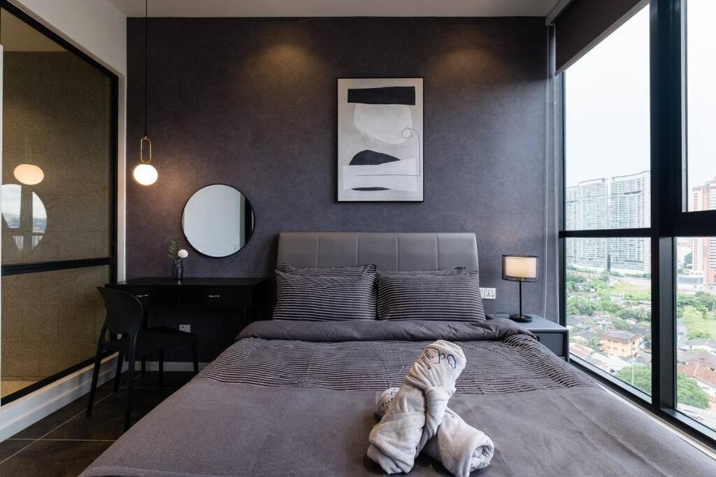 Scarletz Klcc 4pax By Feel Luxury 100mbps Wifi Kuala Lumpur