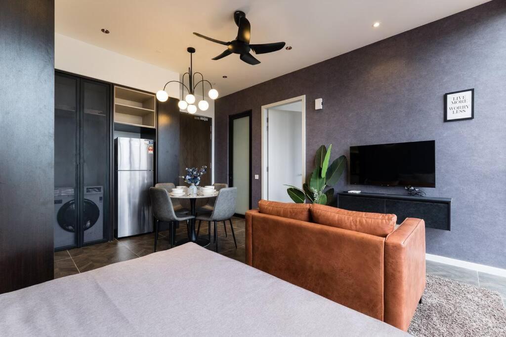 Scarletz Klcc 4pax By Feel Luxury 100mbps Wifi Pangsapuri *